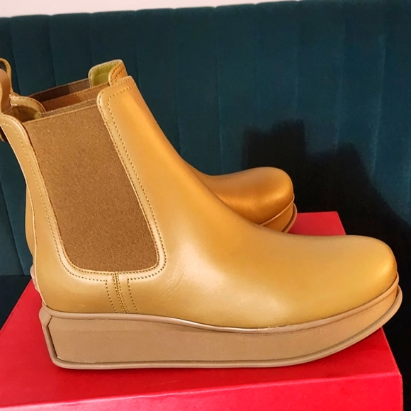 Green Sylist Wedge Ferragamo Boot - Picture 1 of 3